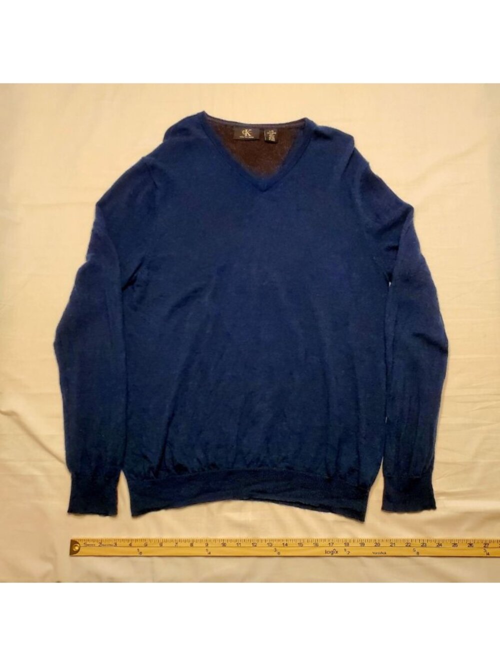Calvin Klein Mens Sweater Large Dark Blue Extra Fine Merino Wool Pullover V-Neck
